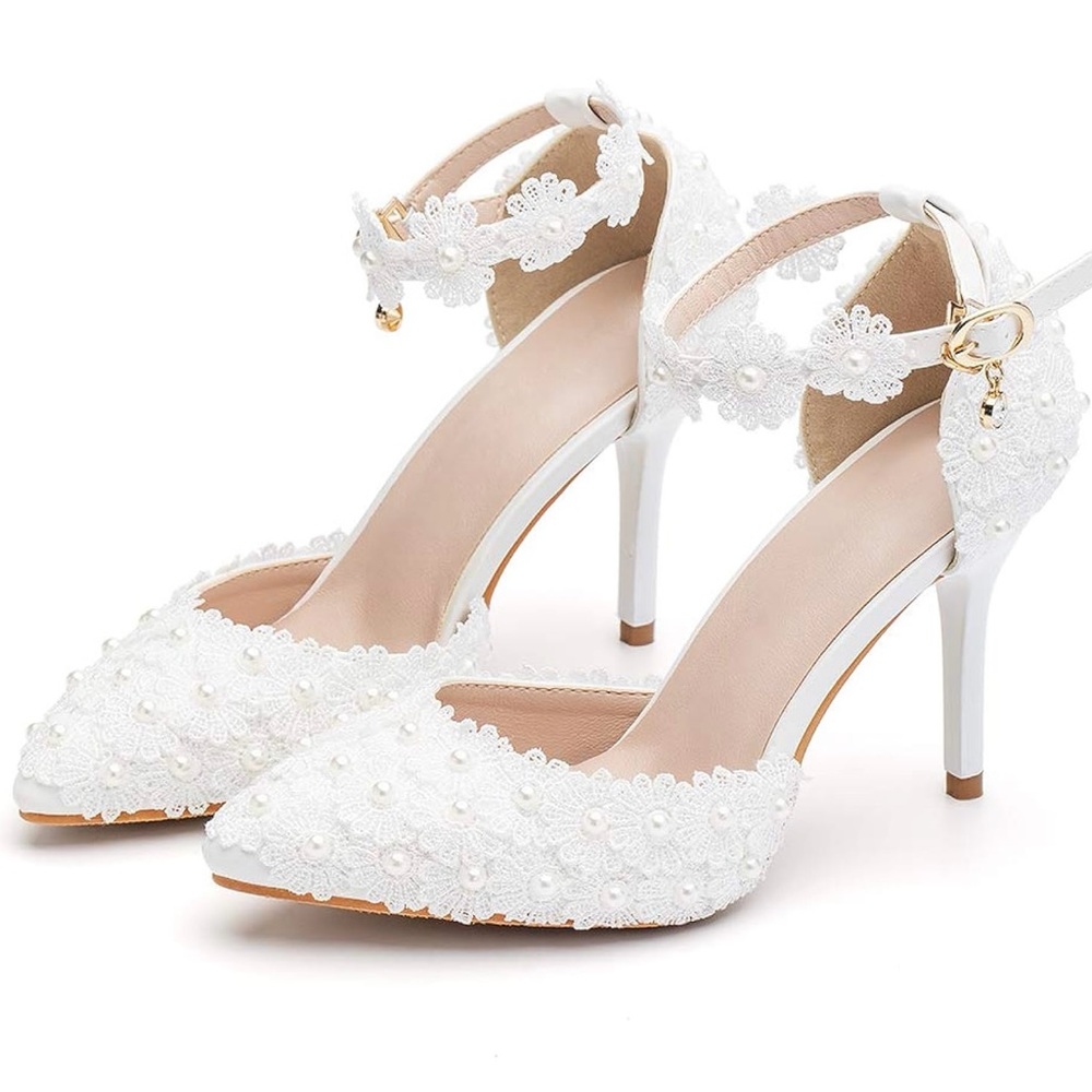 Elegant White Lace Women's Shoes Size 9 - Picture 2 of 11